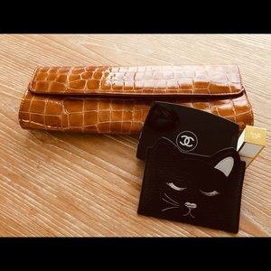 ABAS Leather Clutch 🧲 Closure 🤩